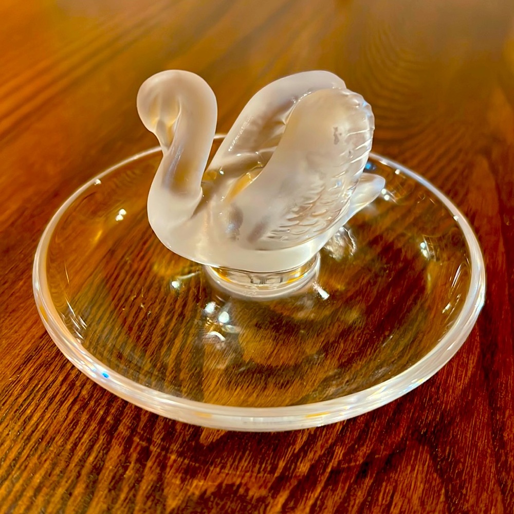 Lalique France crystal swan pin tray